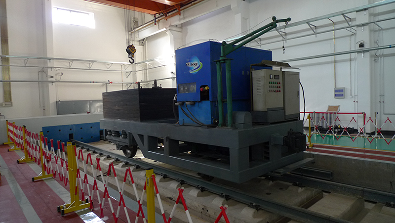 CJ40-10型激振试验车