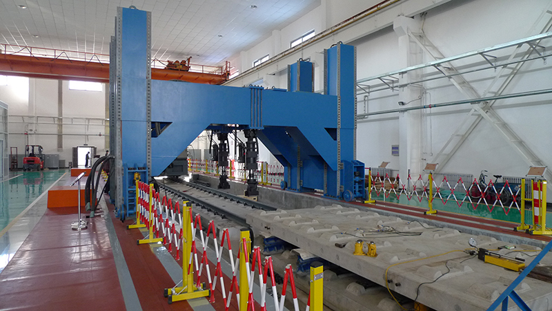 四通道电液伺服加载试验系统