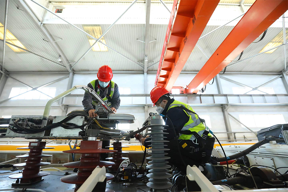 弓网关系检测设备安装