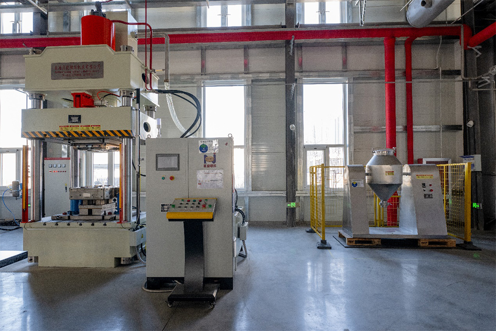 动车组研磨子中试产线