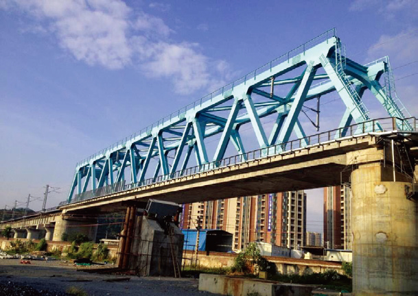 赣韶铁路疏解线浈江特大桥上跨京广线横移施工监测